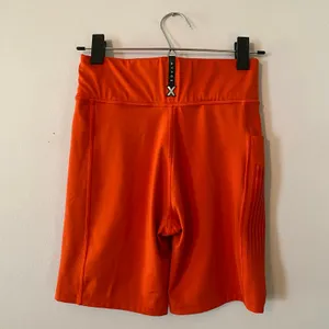 Savage X Fenty Sport Orange Biker Shorts Workout Women's size 12 / 14 Large thumbnail 6