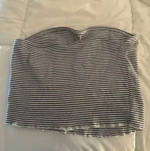 Brandy Melville Top thumbnail 2