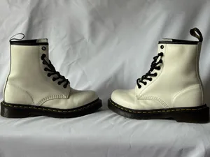 Dr. Martens Boots White Leather Women’s thumbnail 3