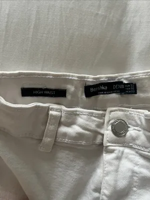 Bershka | Super High-Rise Fitted White Denim Cuffed Shorts XXS thumbnail 5