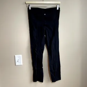 Lululemon black high waisted leggings workout women's 6 causal comfort pants‎ thumbnail 5