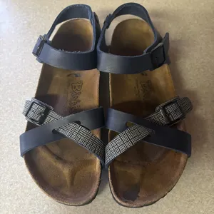 Birkenstock Birki’s Lillie Navy Plaid Preppy Coastal Boho Resortwear Sandals 7 thumbnail 1