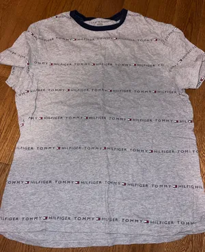Tommy Hilfiger Tee-shirt thumbnail 1