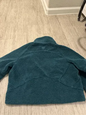 Lululemon Scuba Oversized Cropped Fleece Funnel Neck thumbnail 4