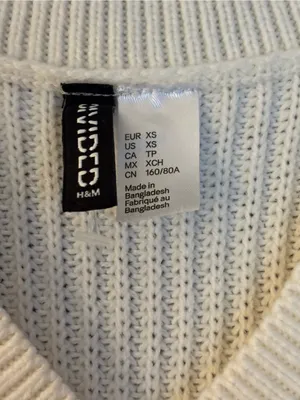 H&M Women’s Cream Ribbed V-Neck Sleeveless Knit Vest Sweater Size XS thumbnail 5