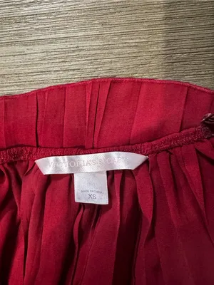 Victoria's Secret Red Lace & Satin Babydoll Chemise thumbnail 5