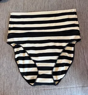 Its Now Cool Bikini Bottom Multiple Size L thumbnail 1