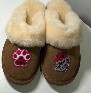EMU Australia Jolie UGA Bulldogs Sheepskin Slippers‎ Women 10 Chestnut thumbnail 1