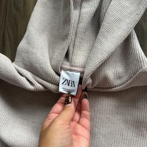Zara Matching Sweatshirt Set thumbnail 3