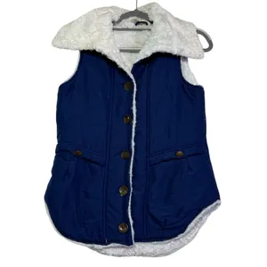 Red Camel Vest Womens Small Blue Faux Fur Trimmed Sleeveless Padded‎ Button thumbnail 2