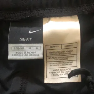 Women's Nike Dri Fit Running Pant Size L (12-14) Black Zip Back Pocket Outdoors thumbnail 5
