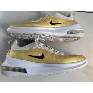 Nike Air Max Axis AA2168-103 Women’s 8.5 White Black Gold Sneakers thumbnail 9