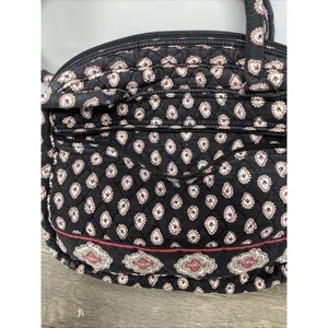 Vera Bradley Quilted Handbag &‎ Hanging Travel Organizer Medallion Print Set thumbnail 5