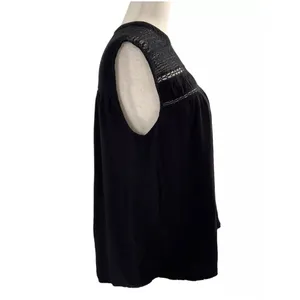 Old Navy Women's Medium Black Sleeveless Top with Lace | #11 thumbnail 3