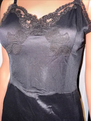 70s Vintage Black Lace Trim Slip Chemise Dress or Sleepwear Loungewear Small 4/6 thumbnail 3