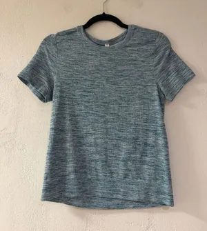 Athleta In Motion Tee in Heather Blue XS thumbnail 1