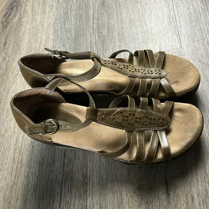 Croft & Barrow Sandals Size 9.5 Medium thumbnail 4