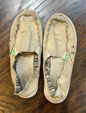 Women’s Sanuk Shoes thumbnail 1