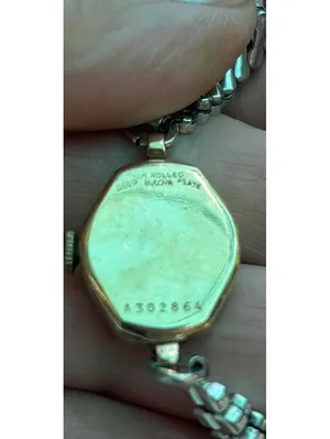 Vintage Bulova Ladies Wristwatch - 10k Gold Plated RGP thumbnail 2