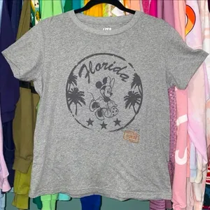 Disney parks x Uniqlo Florida Minnie Mouse stamp T-shirt M thumbnail 1