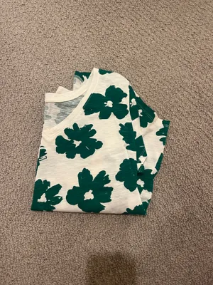 Floral Tshirt White Size M thumbnail 5