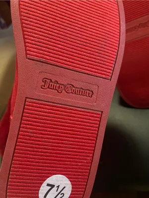 New 🎉 Juicy Couture Women's Cozy Faux-Fur Winter Boots Red Size 7 1/2 thumbnail 9