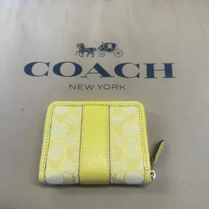 coach Lonnie Small Zip Around Wallet In Signature Jacquard c8323 thumbnail 3