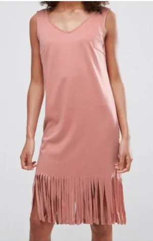 Vila /European label /Asos fringe hem coral dress NWT thumbnail 1