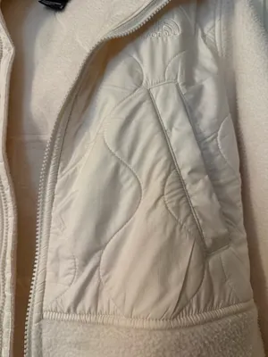 North The Face Jacket Size Medium thumbnail 3