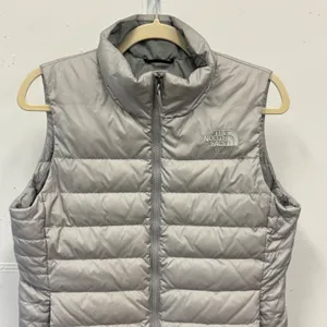 The North Face Womens Aconcagua 3 Vest Down Feather Light Gray Medium Athleisure thumbnail 4