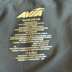 Avia Athletic shorts with bike liner and pockets thumbnail 5