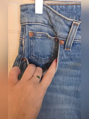 Madewell The Curvy '90s Straight Crop Jean in Hazeldell Wash thumbnail 8