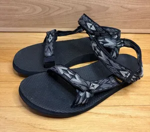Teva Original Universal Women's Sandals - Size 8 thumbnail 1