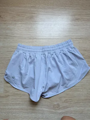 Lululemon Hotty Hot Short II *2.5" Serene Blue Size 6 thumbnail 5