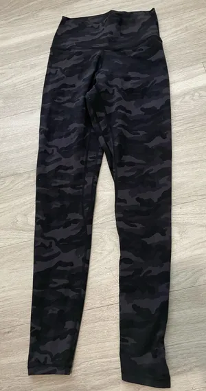 Colorfulkoala High-Rise Camo Leggings - Black & Charcoal thumbnail 1