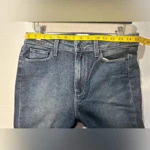 PAIGE Jeans Colette‎ Crop Flare Blue Distressed Bottom Faded Size 30 Pre-owned thumbnail 5