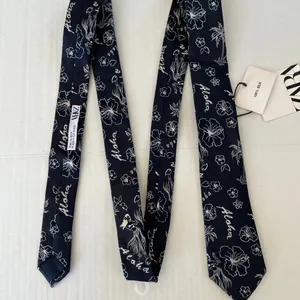 NWT Zara Sz M Navy Blue Floral Aloha Silk Thin Slim Necktie 58"‎ x 2.5" inch thumbnail 2
