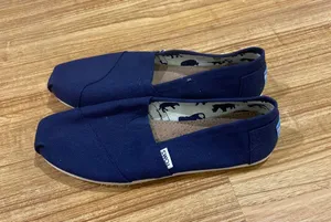Toms Slip-ons Navy thumbnail 1