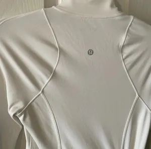 Lululemon Ease Jacket thumbnail 5