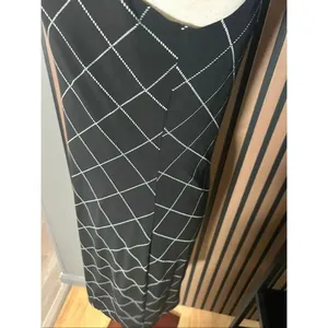 White House Black Market Black Window Weave Dress - Size XS classy stylish mini thumbnail 3