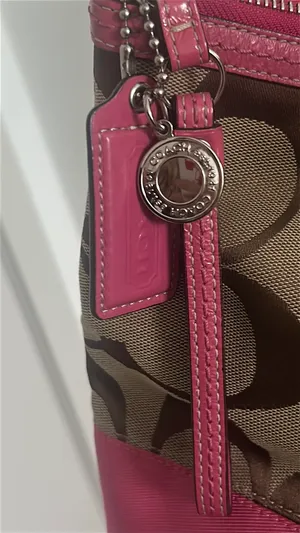 Coach Pink Vintage Shoulder Bag thumbnail 4