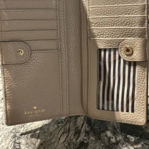 Kate Spade Cream Leather Clutch with Gold Accents thumbnail 5