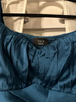 Vici dress thumbnail 2