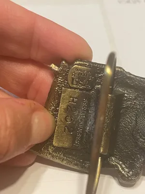Vintage Men's Belt Buckle Red Fire Engine Fighting Metro Fire Dept. America 1981 thumbnail 6