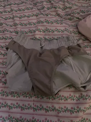 Lululemon Speed Up Short 2.5” thumbnail 3