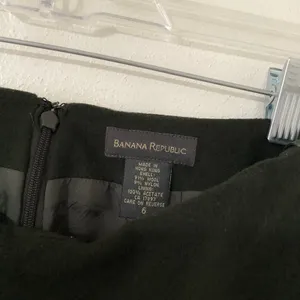 Banana Republic Wool Blend Mini Skirt Size 6 Green Old Money Dark Academia Retro thumbnail 3