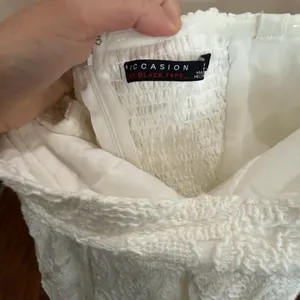 Anthropologie - Lace strapless white midi a line dress thumbnail 6