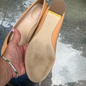 J. Crew Italy Women 8.5 Beige Patent Leather Gold Heel Metallic Flats Mary Jane thumbnail 6