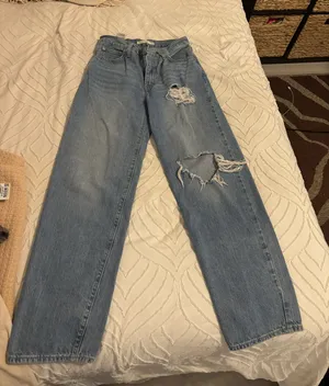 Baggy Light Wash Levi’s Jeans thumbnail 1