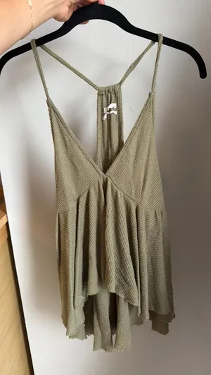 Urban Outfitters Top thumbnail 1